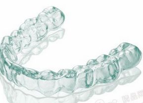 做一个隐形牙套多少钱 做一个隐形牙套多少钱
